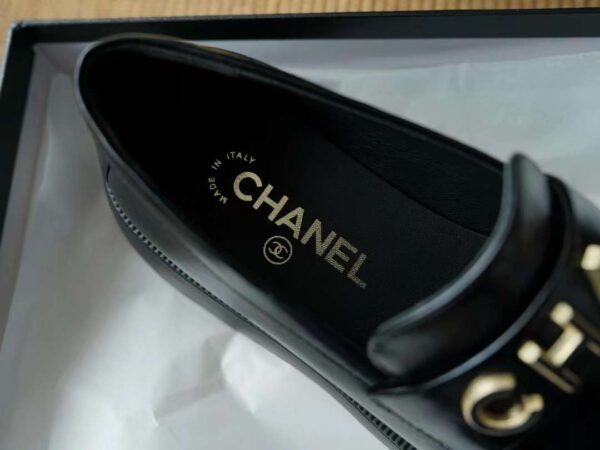 CHANEL 24B Love shoes
