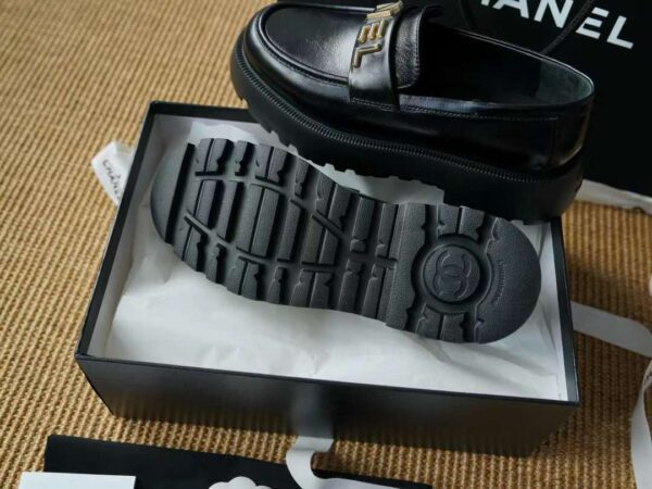 CHANEL 24B Love shoes