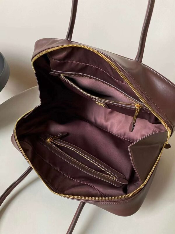 MIUMIU Leather Beau bag