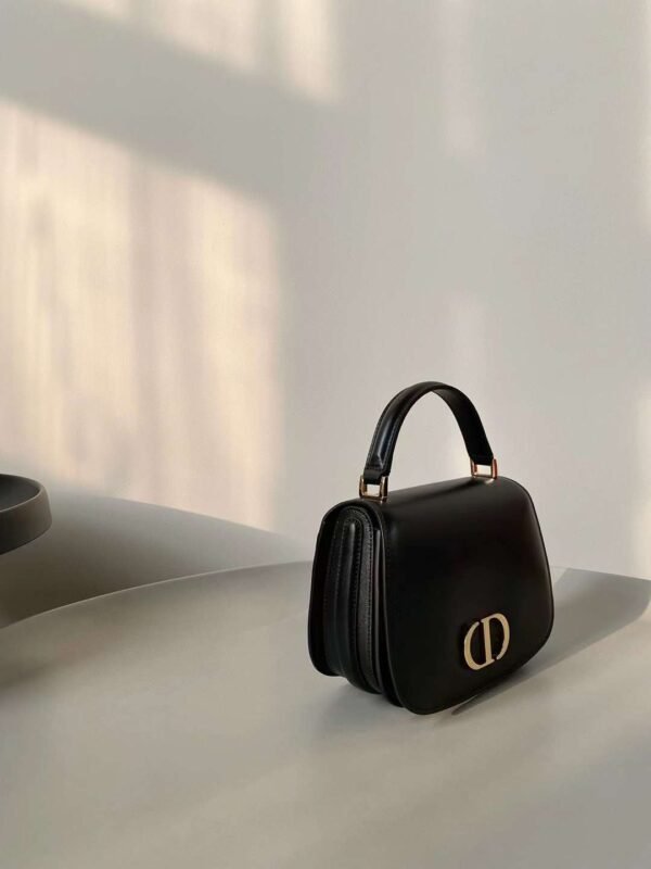 DIOR 30 Montaigne Avenue Top Handle Bag