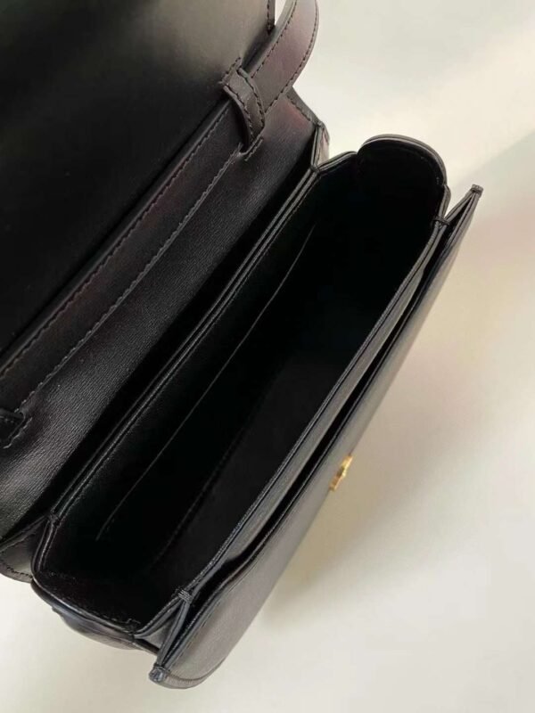 DIOR 30 Montaigne Avenue Top Handle Bag