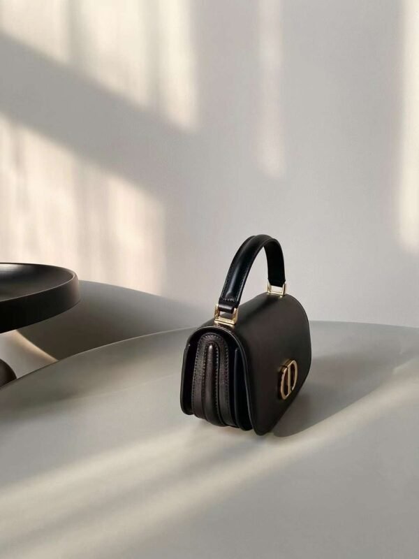 DIOR 30 Montaigne Avenue Top Handle Bag