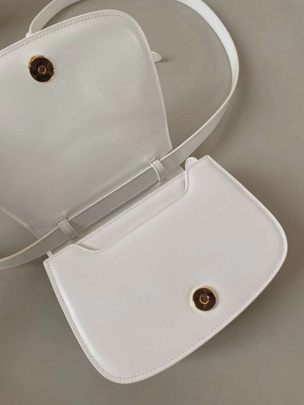 DIOR 30 Montaigne Avenue Top Handle Bag