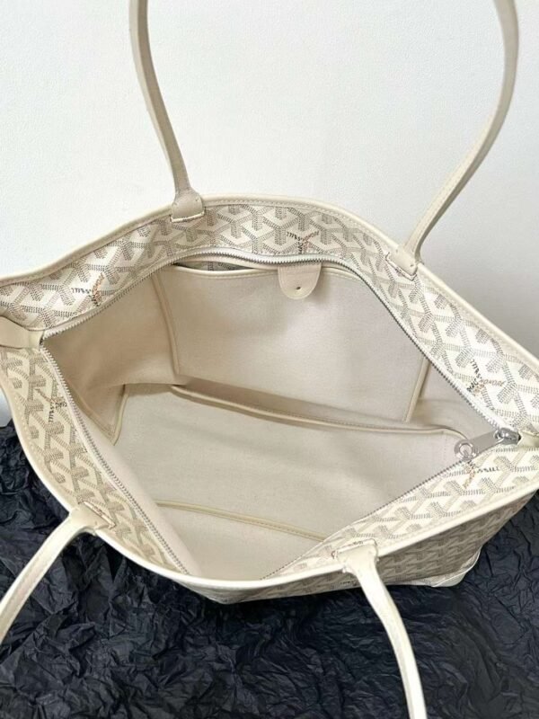 GOYARD Artois MM Bag 2024