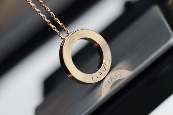 Cartier love necklace