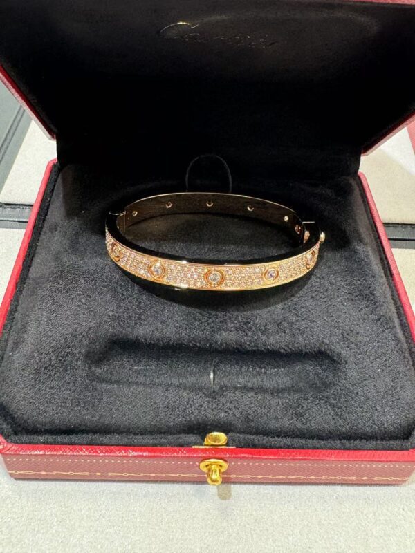 CARTIER LOVE Bracelet