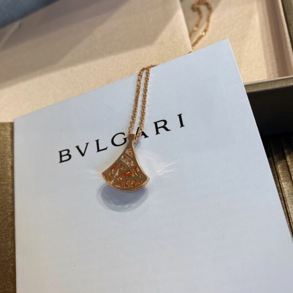 BVLGARI DIVAS DREAM Necklace