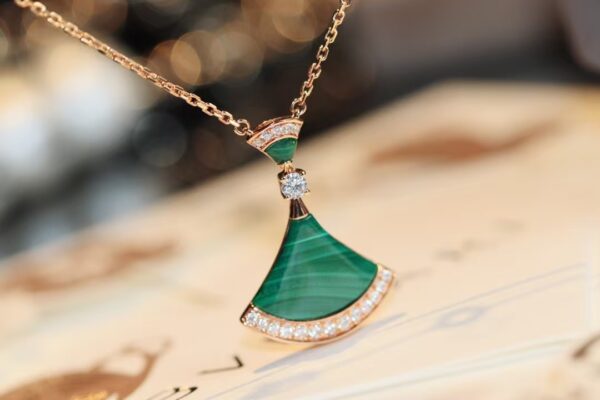 BVLGARI DIVAS DREAM Necklace