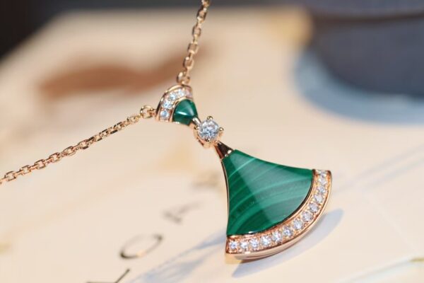 BVLGARI DIVAS DREAM Necklace