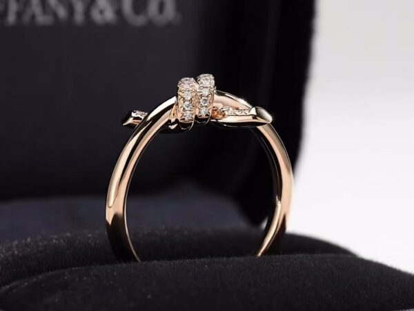 Tiffany knot Ring