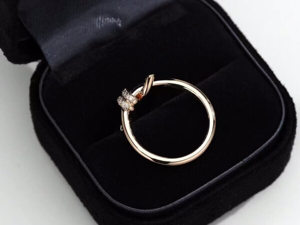 Tiffany knot Ring