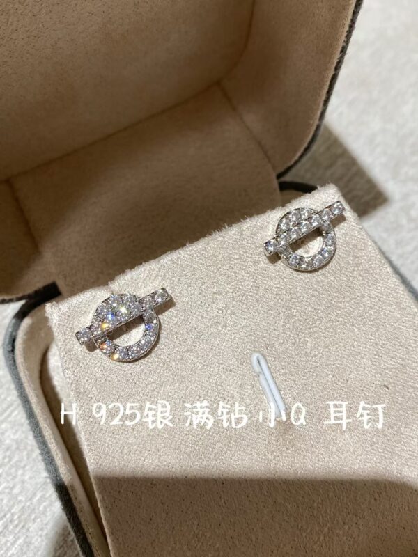 HERMES FINESSE EARRINGS