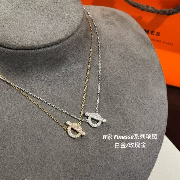 HERMES FINESSE PENDANT