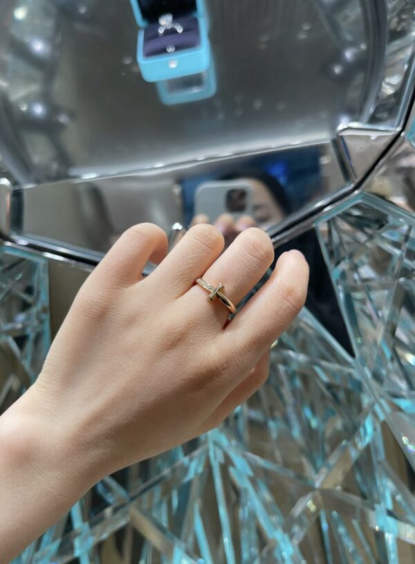 Tiffany T-Series Ring T1