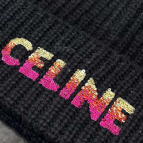 CELINE   BEANIE IN SEAMLESS CASHMERE