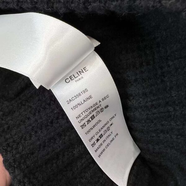 CELINE   BEANIE IN SEAMLESS CASHMERE