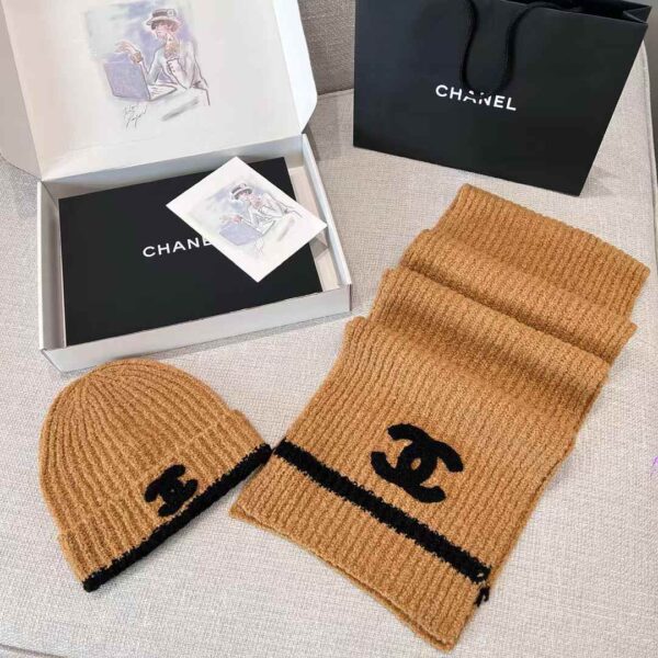 Chanel scarf & cold hat