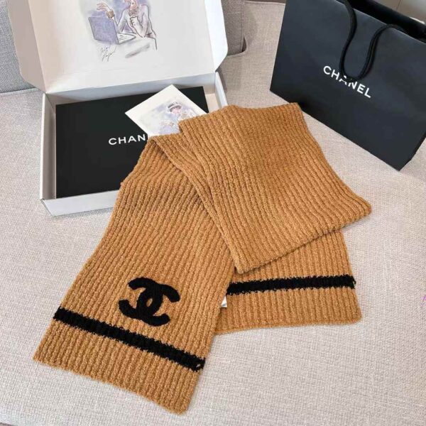 Chanel scarf & cold hat