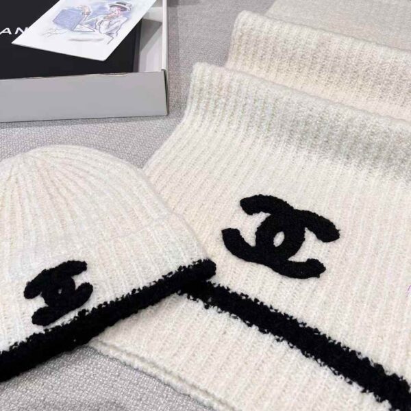 Chanel scarf & cold hat