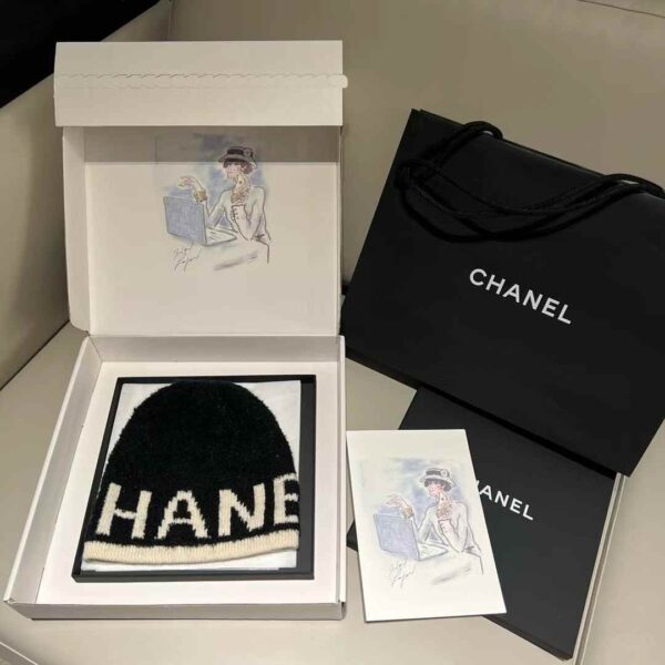 CHANEL 21K Cold hat