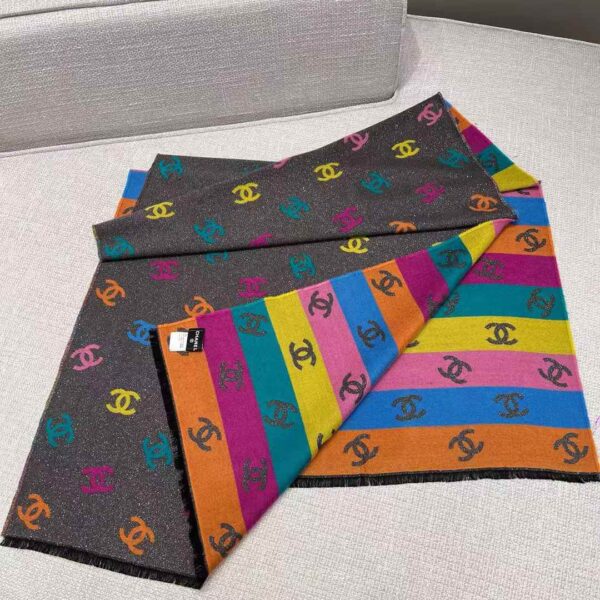 CHANEL 24C Rainbow shines scarf
