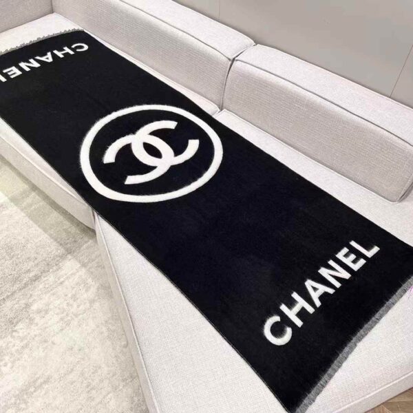 CHANEL LOGO  Scarf