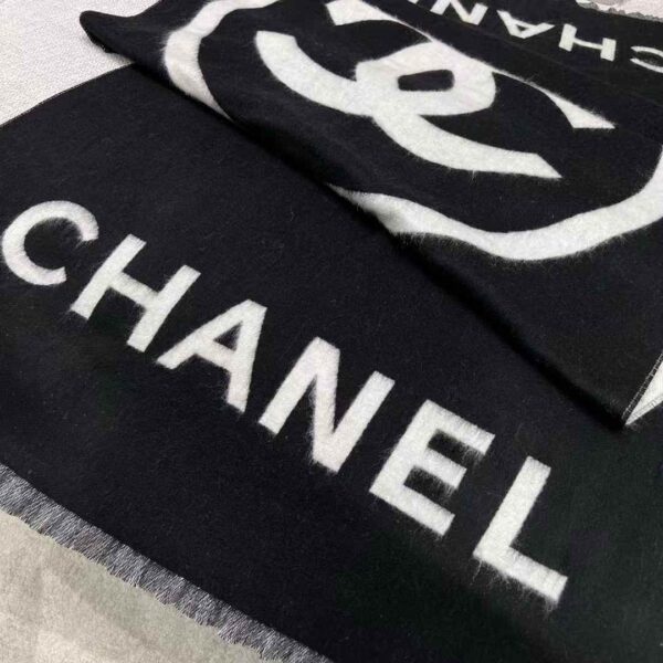 CHANEL LOGO  Scarf