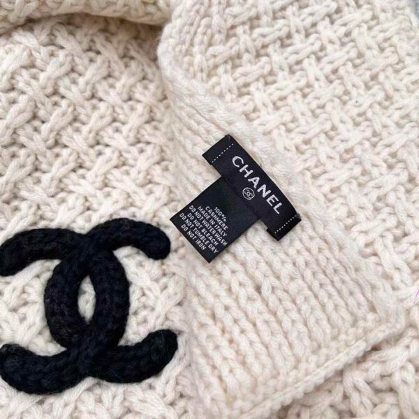 CHANEL LOGO  Scarf