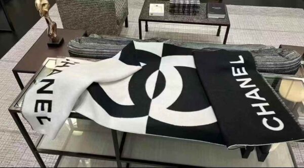 CHANEL 23P LOGO Scarf