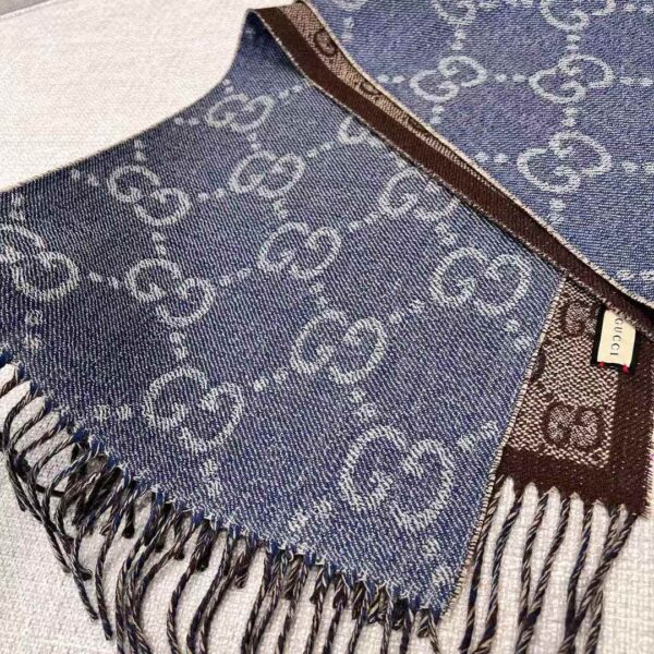 GUCCI Double scarf