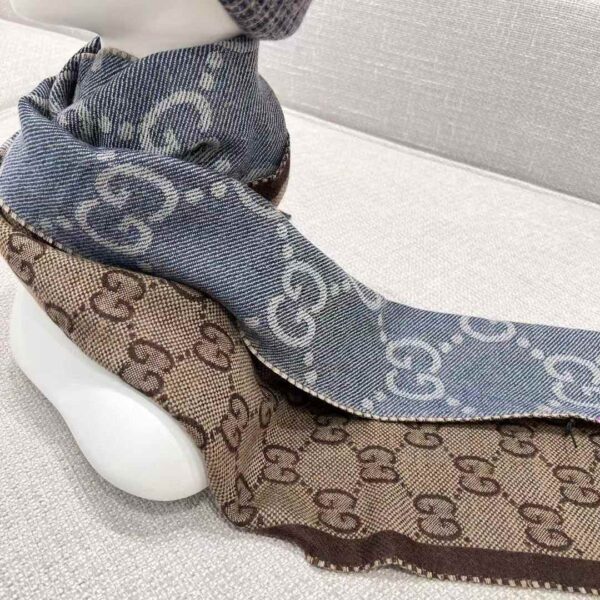 GUCCI Double scarf