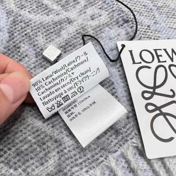 LOEWE Double-sided chess-style scarf