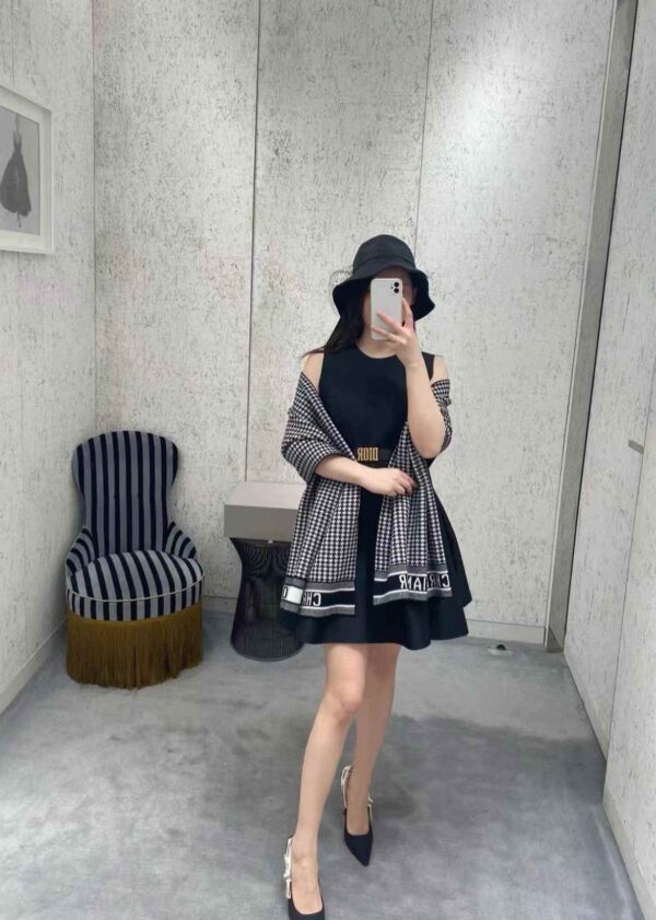 DIOR Thousand bird scarf