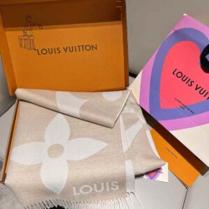 LOUIS VUITTON Shawl