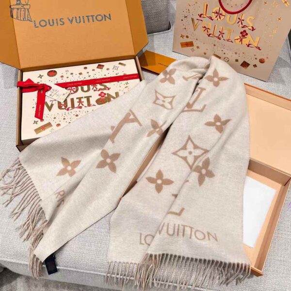 LOUIS VUITTON REYKJAVIK Classic scarf