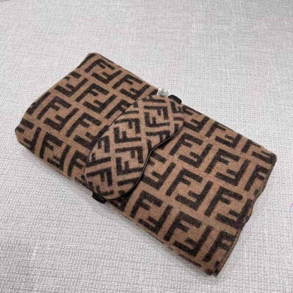 FENDI Blanket&Eye mask