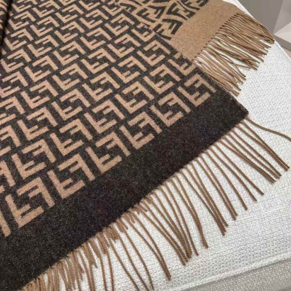 FENDI Blanket&Eye mask