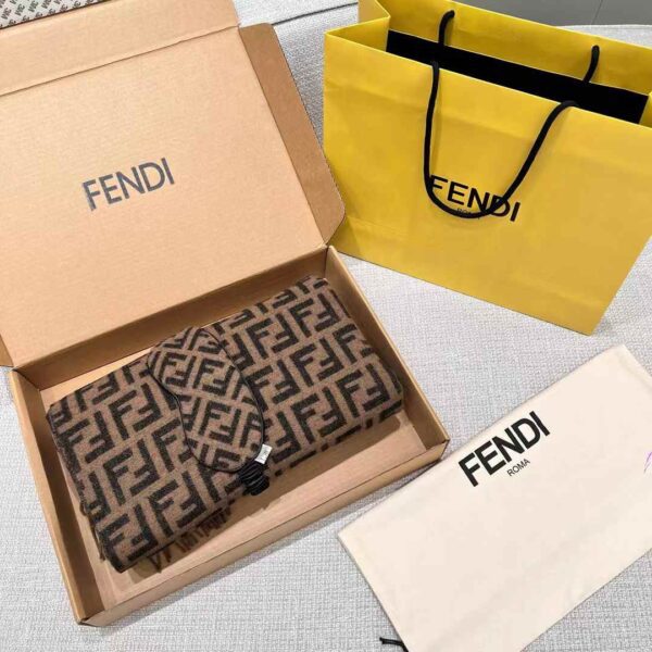 FENDI Blanket&Eye mask