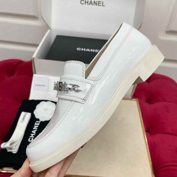CHANEL Casual leather shoes