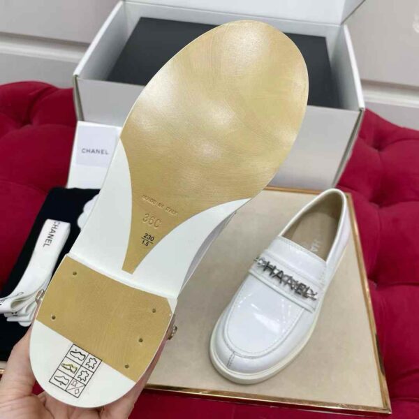 CHANEL Casual leather shoes