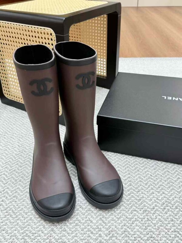 CHANEL Woo-boots