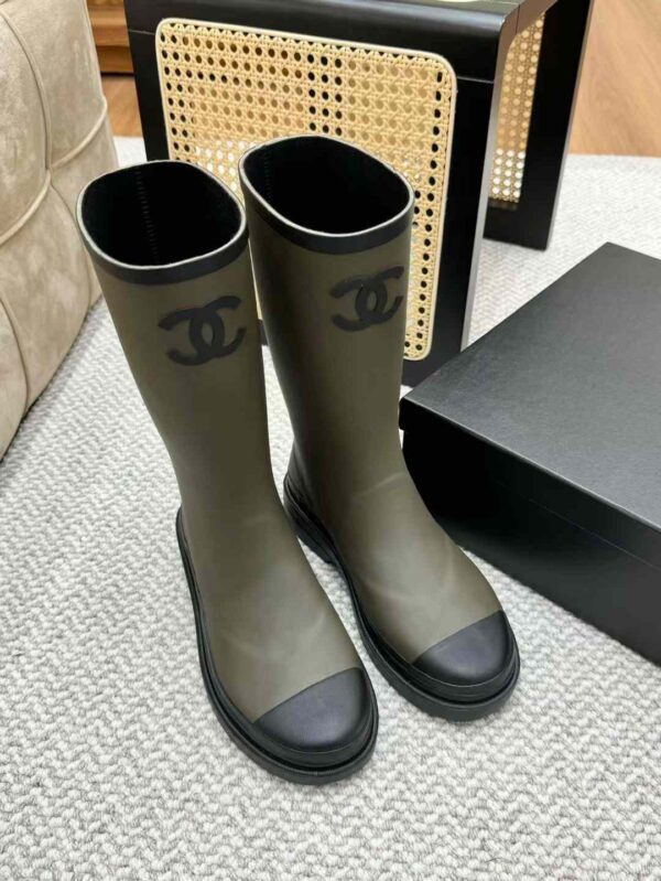 CHANEL Woo-boots