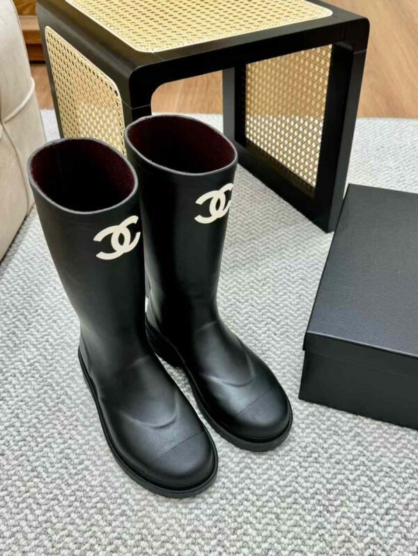 CHANEL Woo-boots