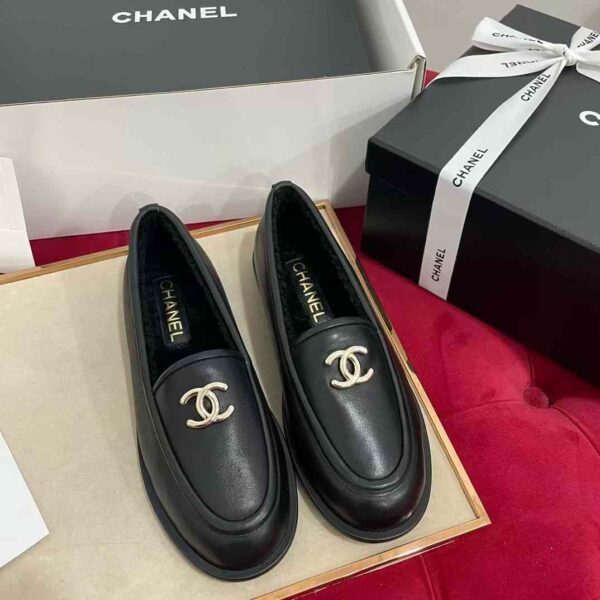 CHANEL 24K TEDDY Leather shoes