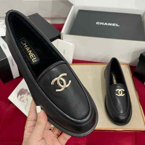 CHANEL 24K TEDDY Leather shoes