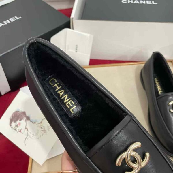CHANEL 24K TEDDY Leather shoes
