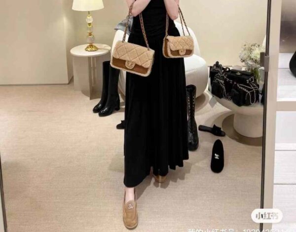 CHANEL 24K TEDDY Leather shoes