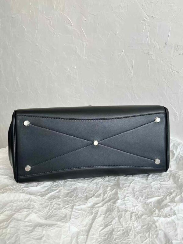 BALENCIAGA LEL AIR BAG