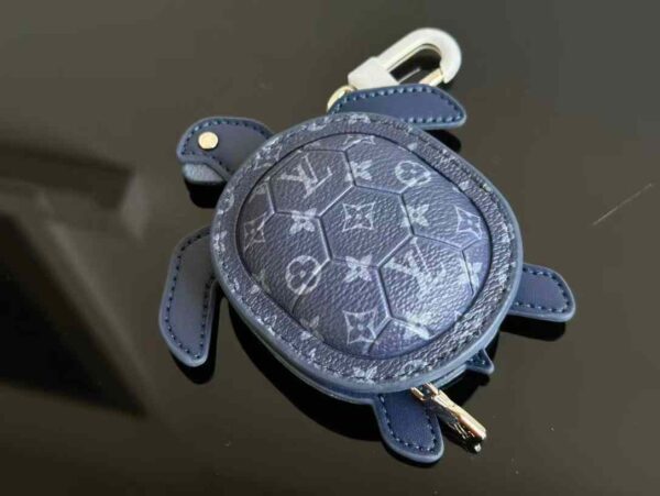 LV Turtle pendant