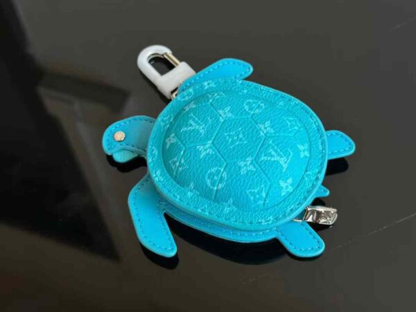 LV Turtle pendant